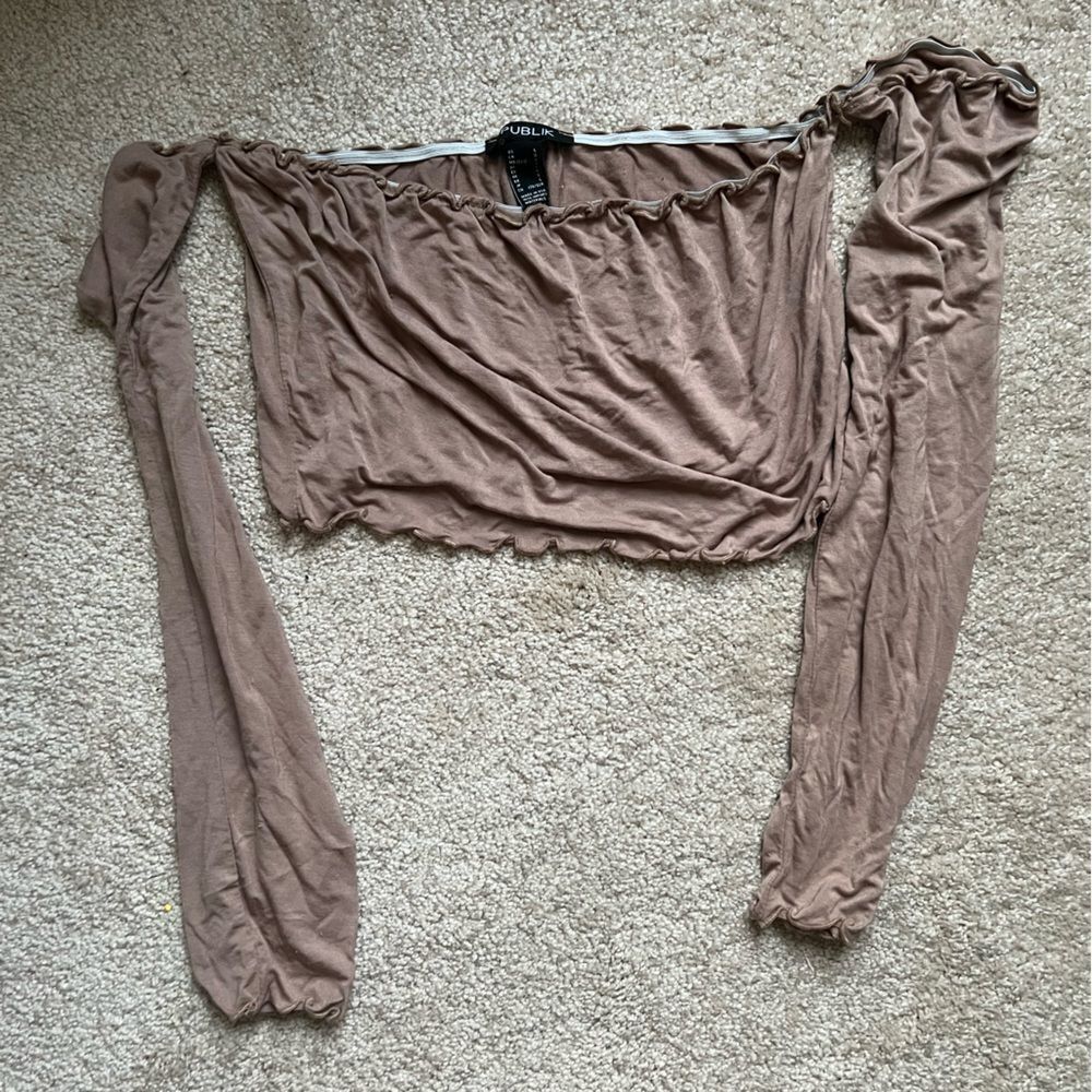 Off the shoulder top NWOT